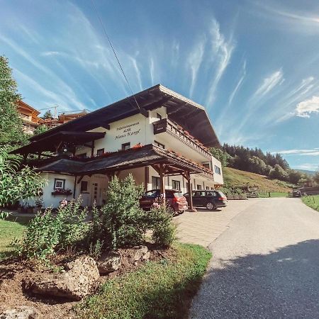 Fruehstueckspension Auer - Haus Kargl Schladming Luaran gambar